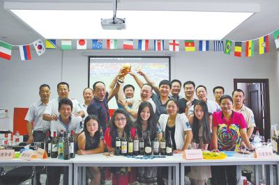 阅读提示世界杯激情正酣，“葡萄酒的世界杯”也吹响了开场哨。